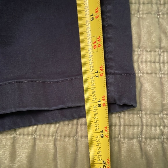 Abercrombie & Fitch Stretch Elastic Waist Shorts with Drawstrings Five Pockets - Picture 8 of 11